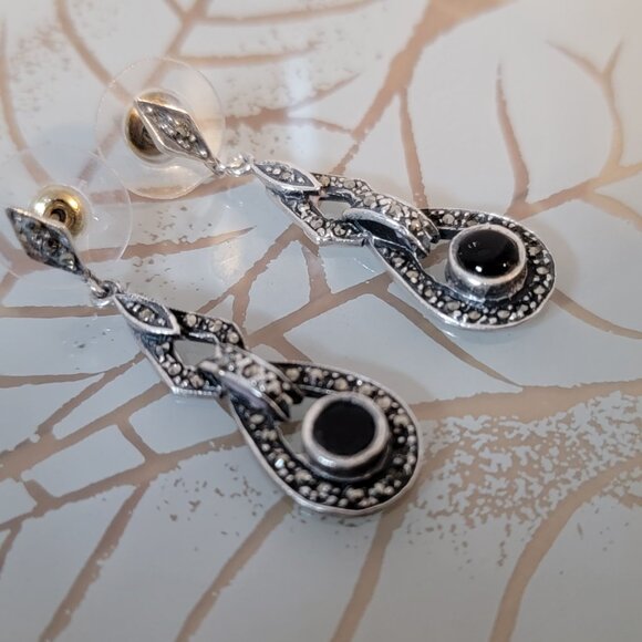 Vintage Filigree Silver Earrings Drop Dangle With Black Gem Sparkly - Picture 5 of 6